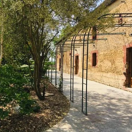 Domaine Du Bu Sur Rouvres Bed & Breakfast